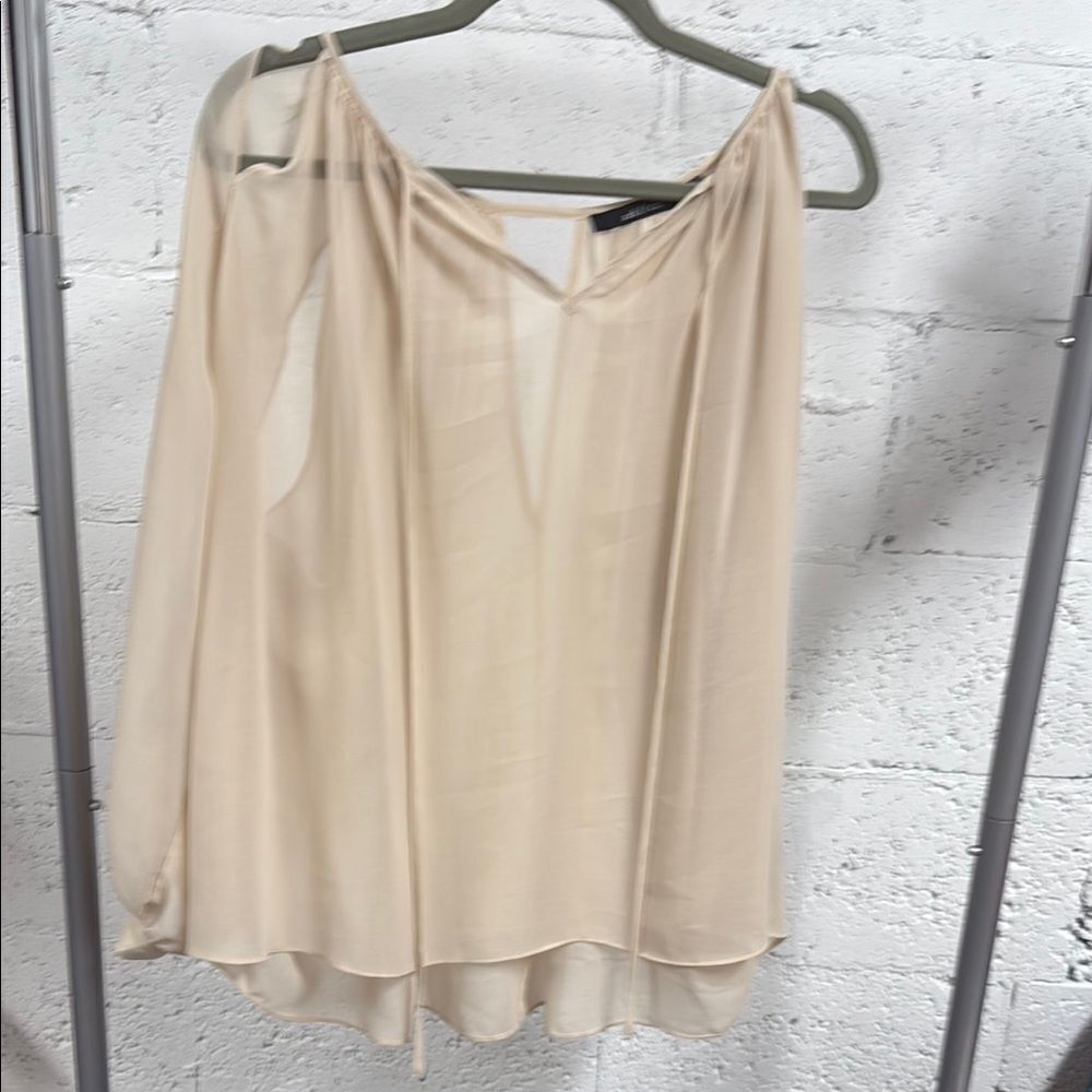 Elegant Cream Women's Top - Ark & Co Long Sleeve Blouse - Size Small - Like New